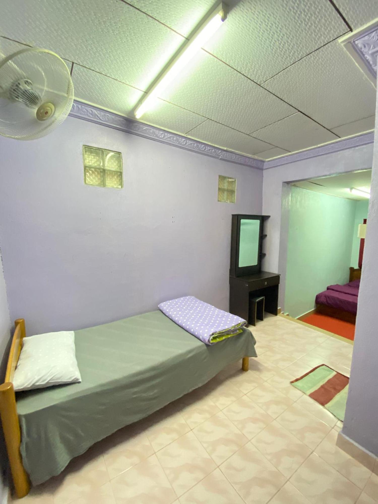 Teratak Tiga Homestay Padang Besar Kaki Bukit Екстериор снимка
