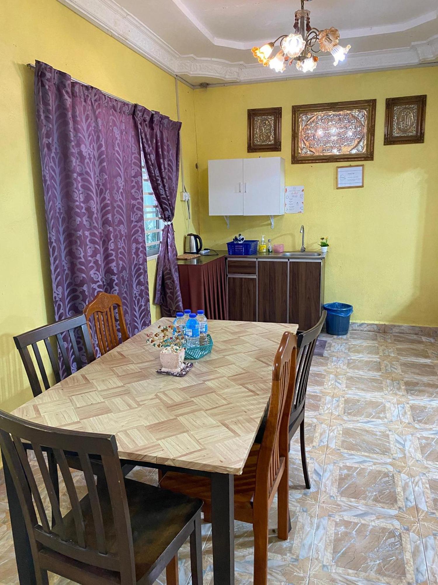 Teratak Tiga Homestay Padang Besar Kaki Bukit Екстериор снимка